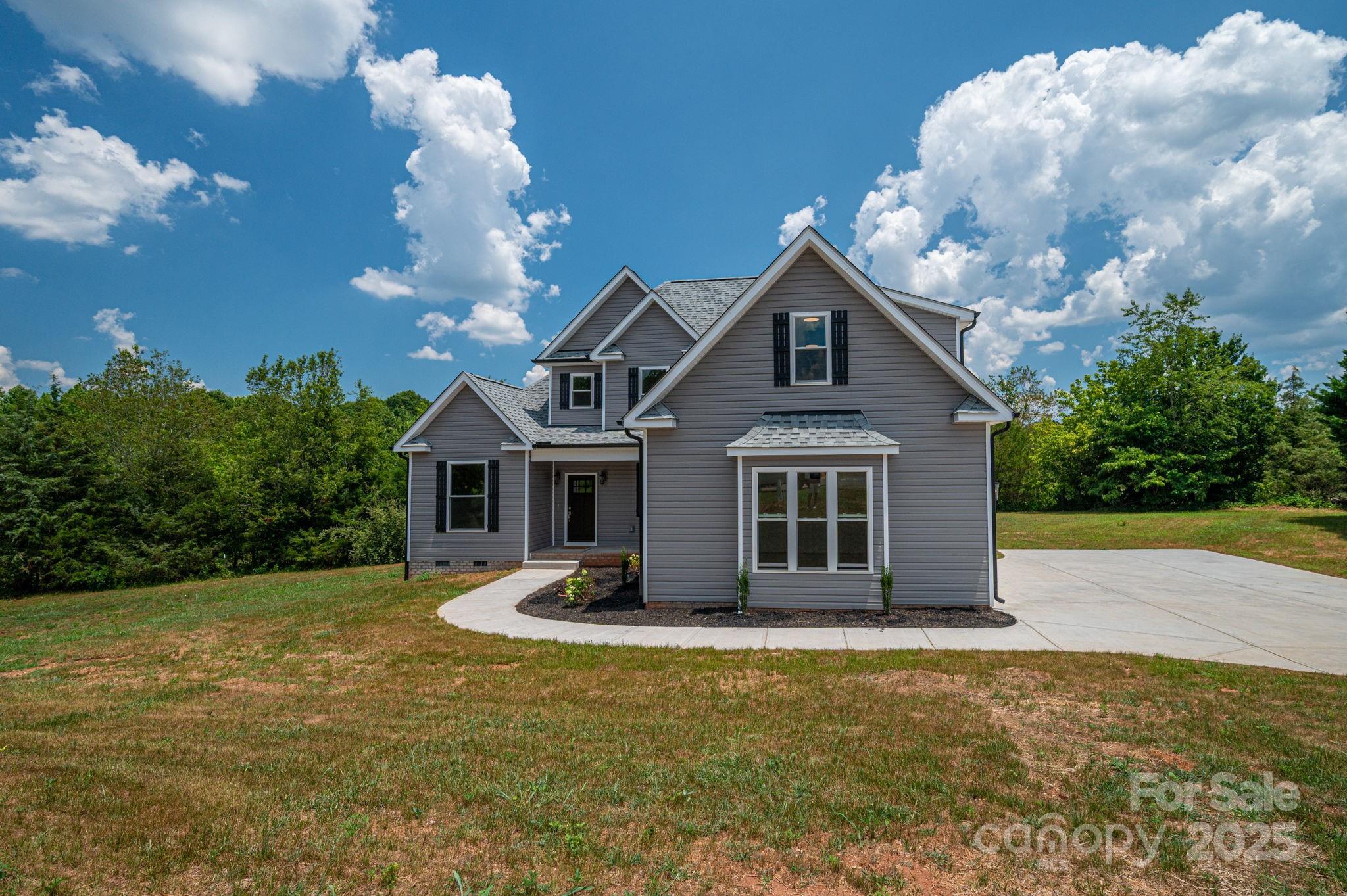 Property Photo:  1870 Grace Court  NC 28650 