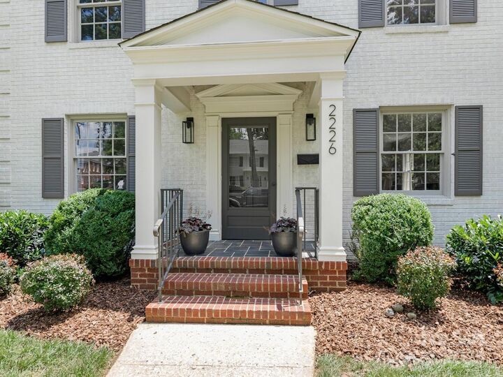 Property Photo:  2226 Beverly Drive  NC 28207 