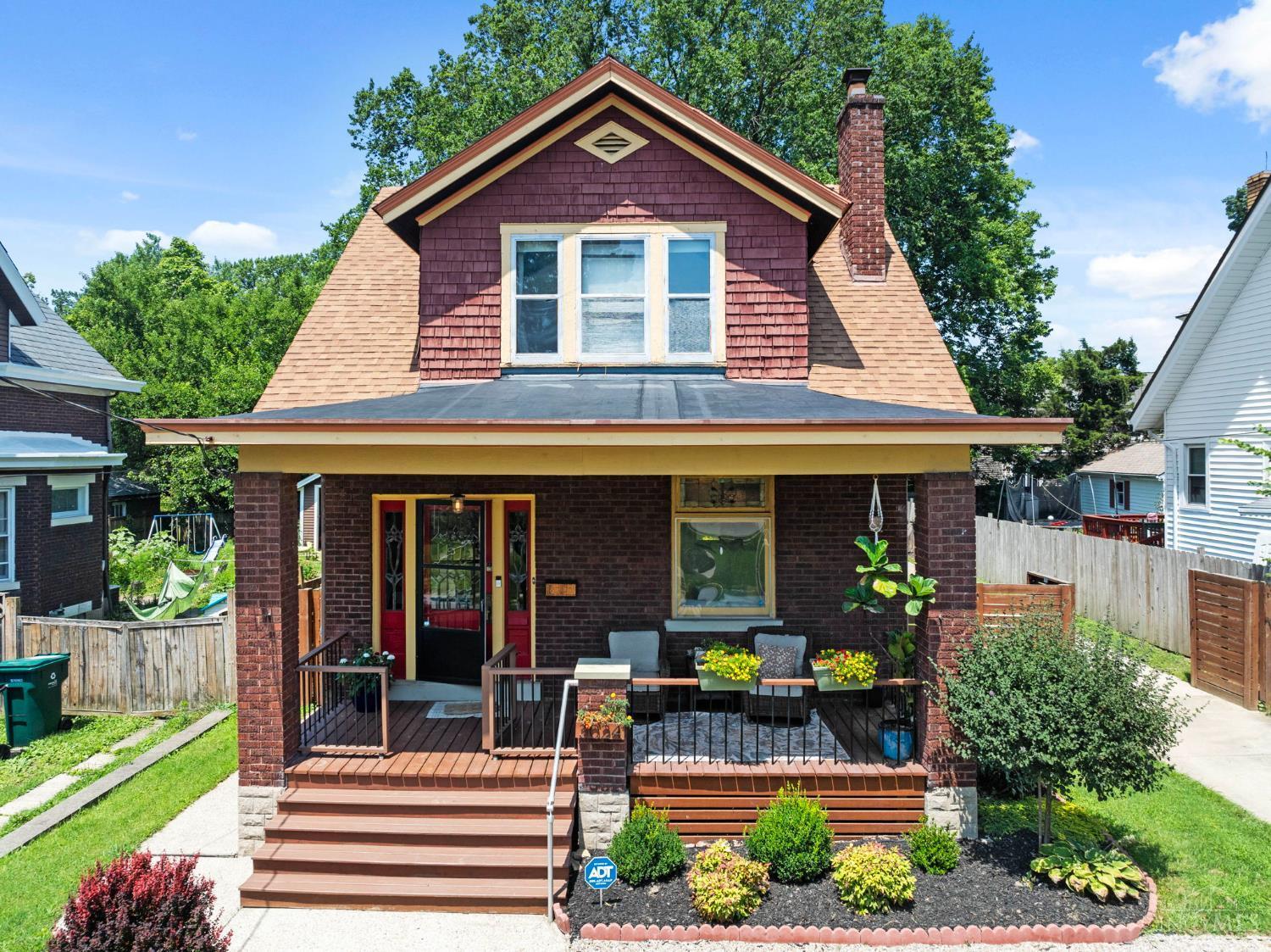 Property Photo: 3024 Hull Avenue OH 45211