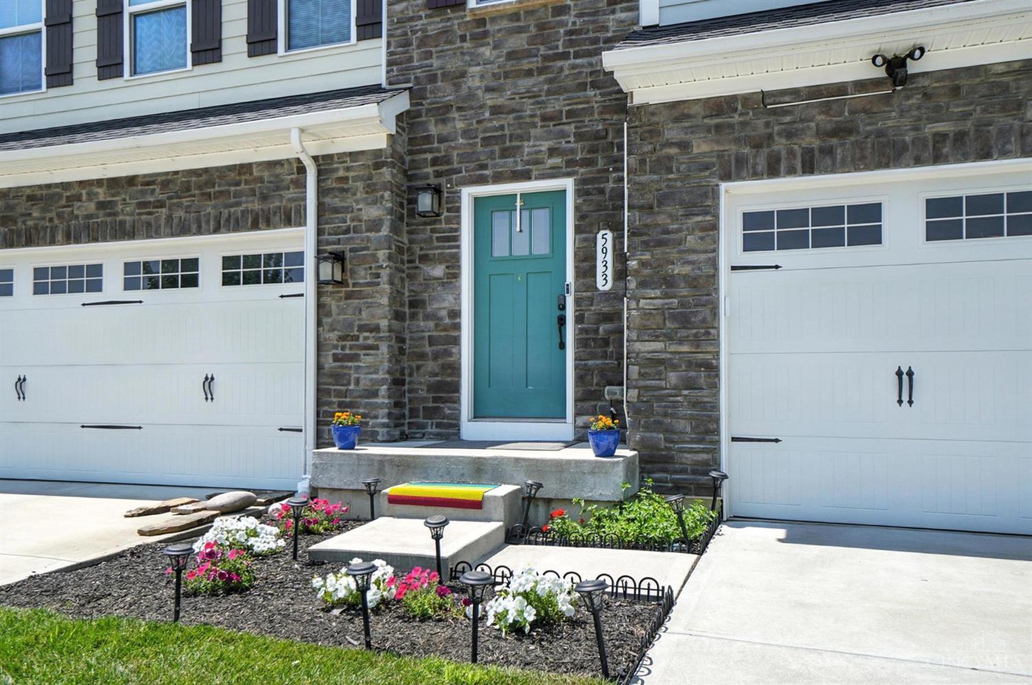 Property Photo:  5933 Old Pebble Path  OH 45044 
