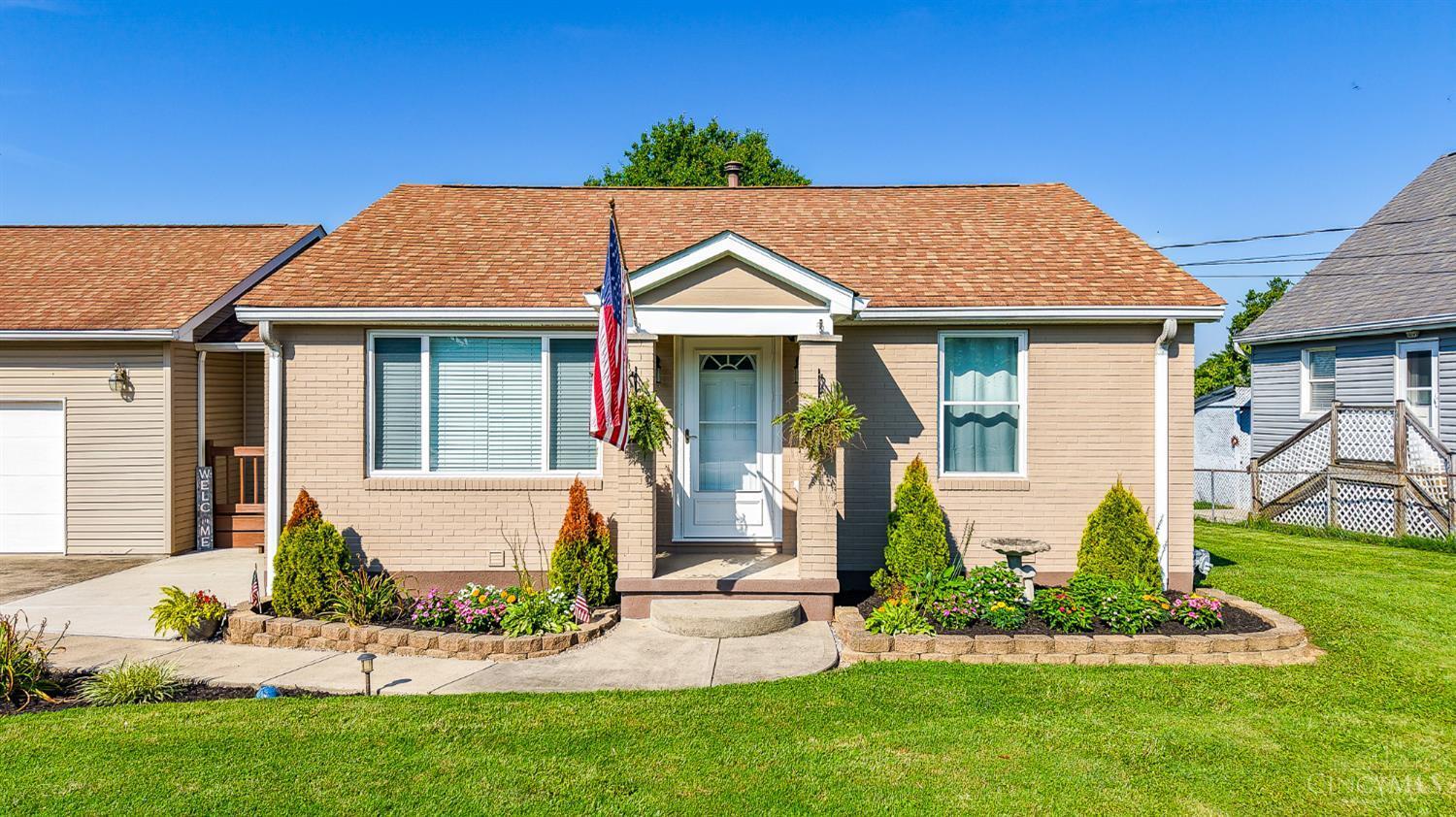 Property Photo:  507 Bielby Road  IN 47025 