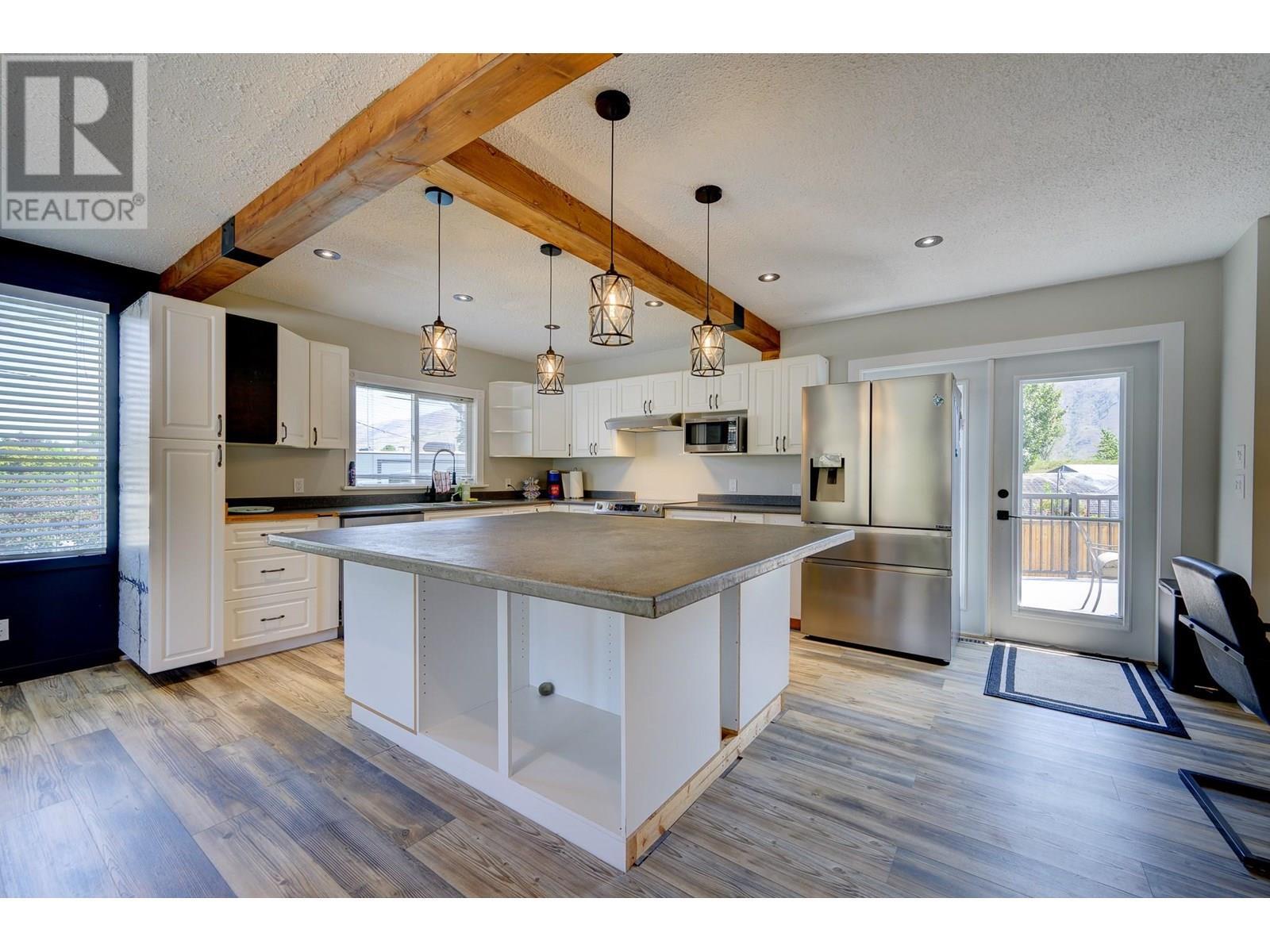 Property Photo:  2505 Sandalwood Drive  BC V2B 6V3 