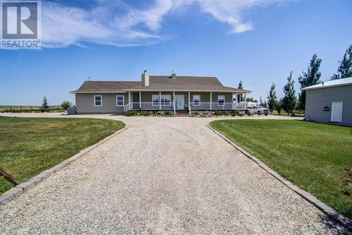 Property Photo: 840 Dufferin Street AB T0L 1A0