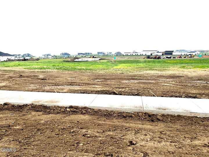 Property Photo:  4222 Ruminant Circle  ND 58503 