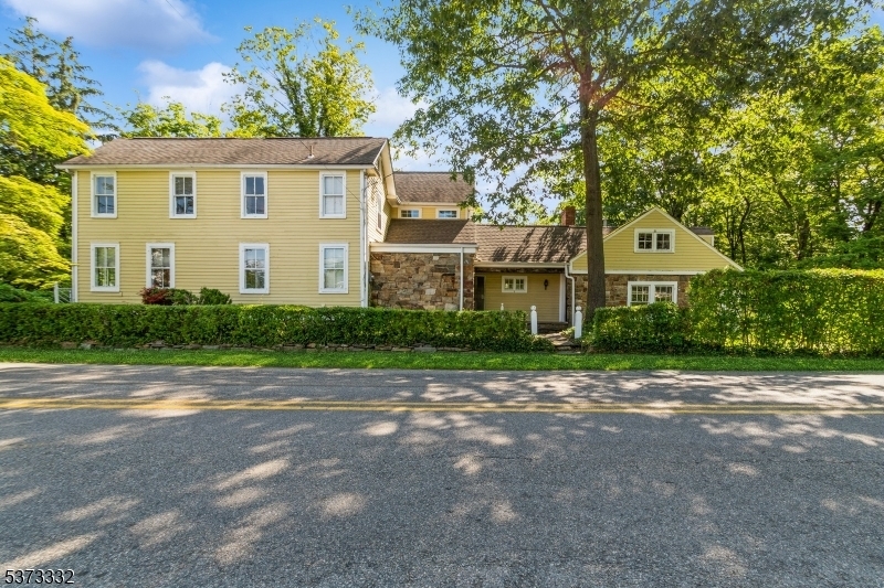 2 Cherry Ln  Mendham Twp. NJ 07945 photo