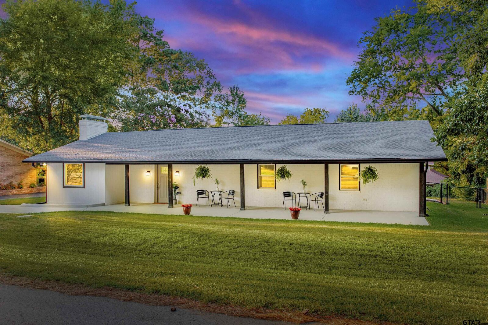 Property Photo:  613 Northgate  TX 75771 