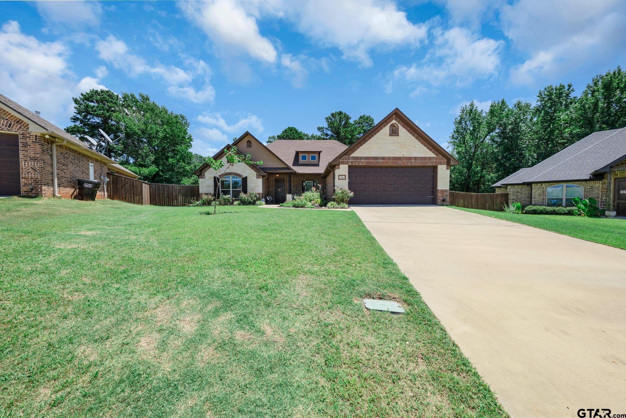 Property Photo: 3922 Gable Crest TX 75605