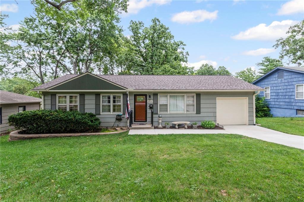8808 W 70th Terrace  Overland Park KS 66204 photo