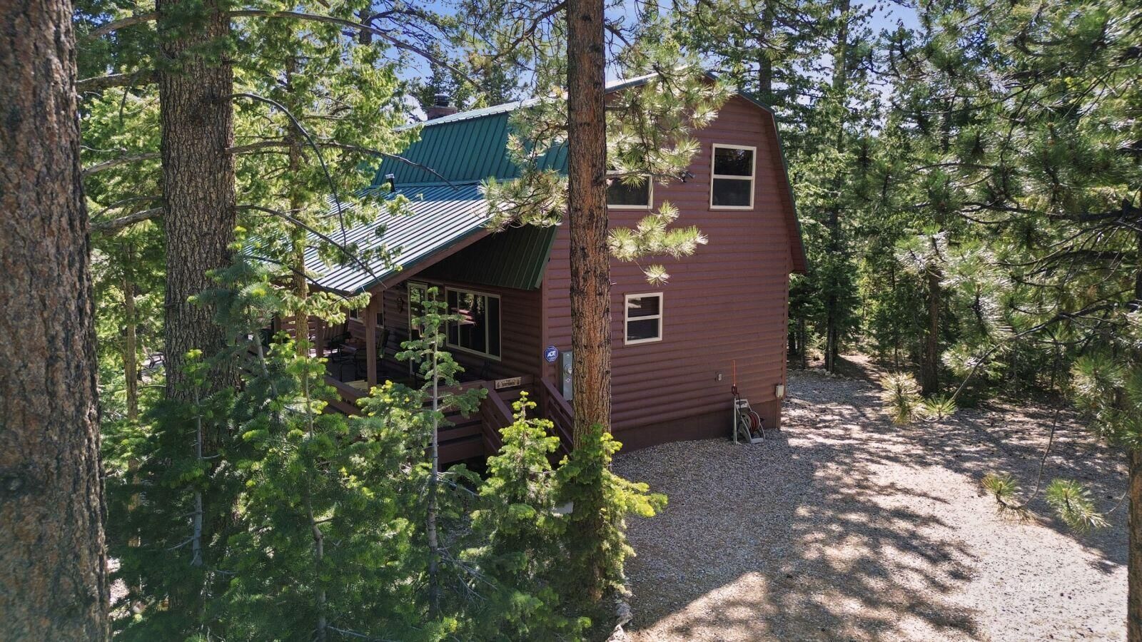 Property Photo: 95 E Rim Rd Rd UT 84762