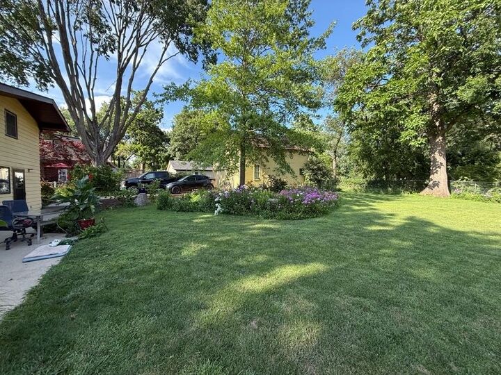 Property Photo:  3233 68th Street  IA 50322