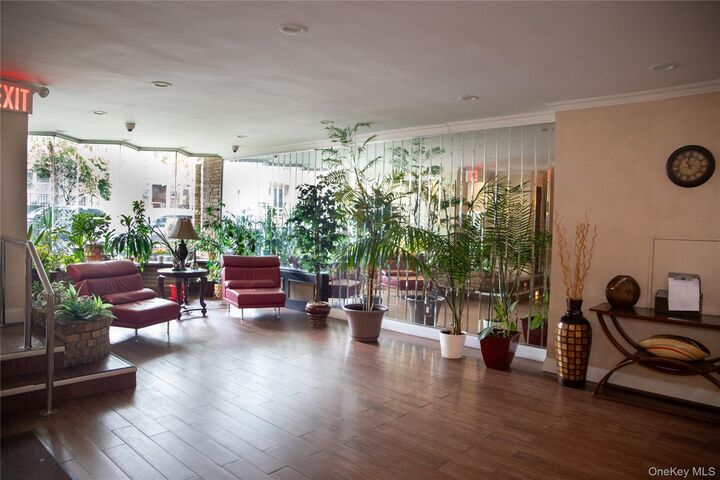 Property Photo:  1530 E 8th Street 7B  NY 11230 