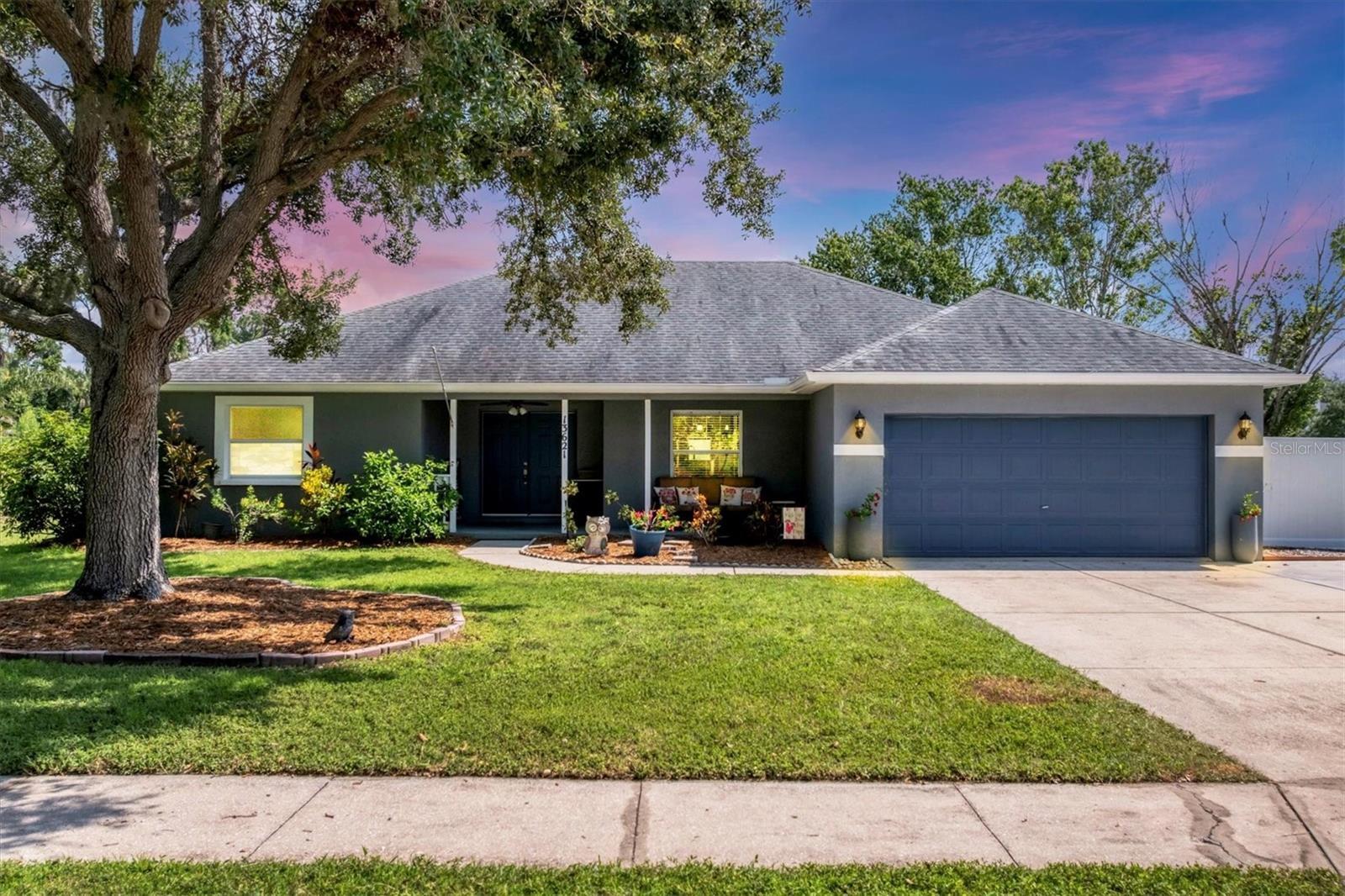 Property Photo: 13621 3rd Avenue NE FL 34212