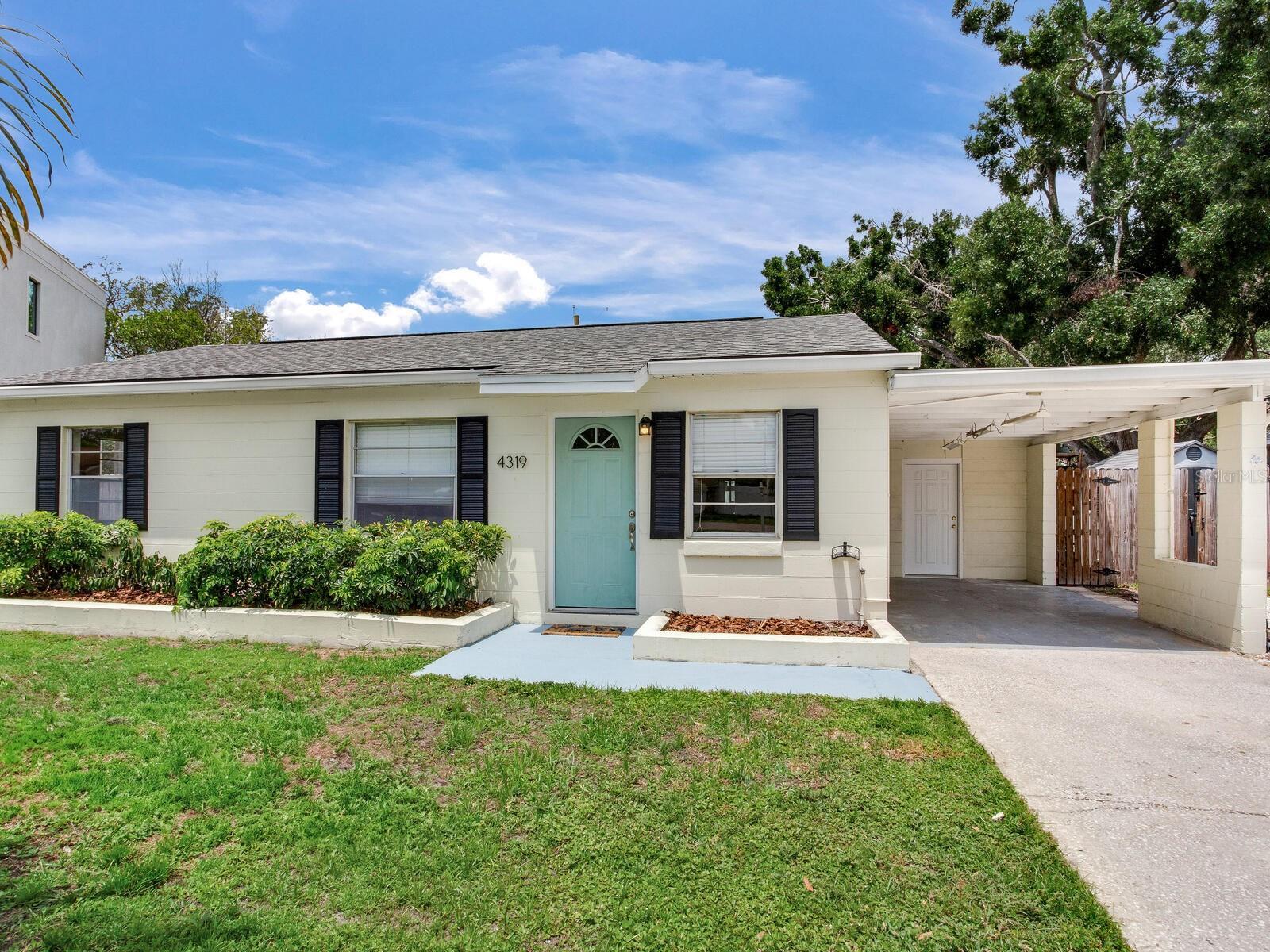 Property Photo:  4319 S Renellie Drive  FL 33611 