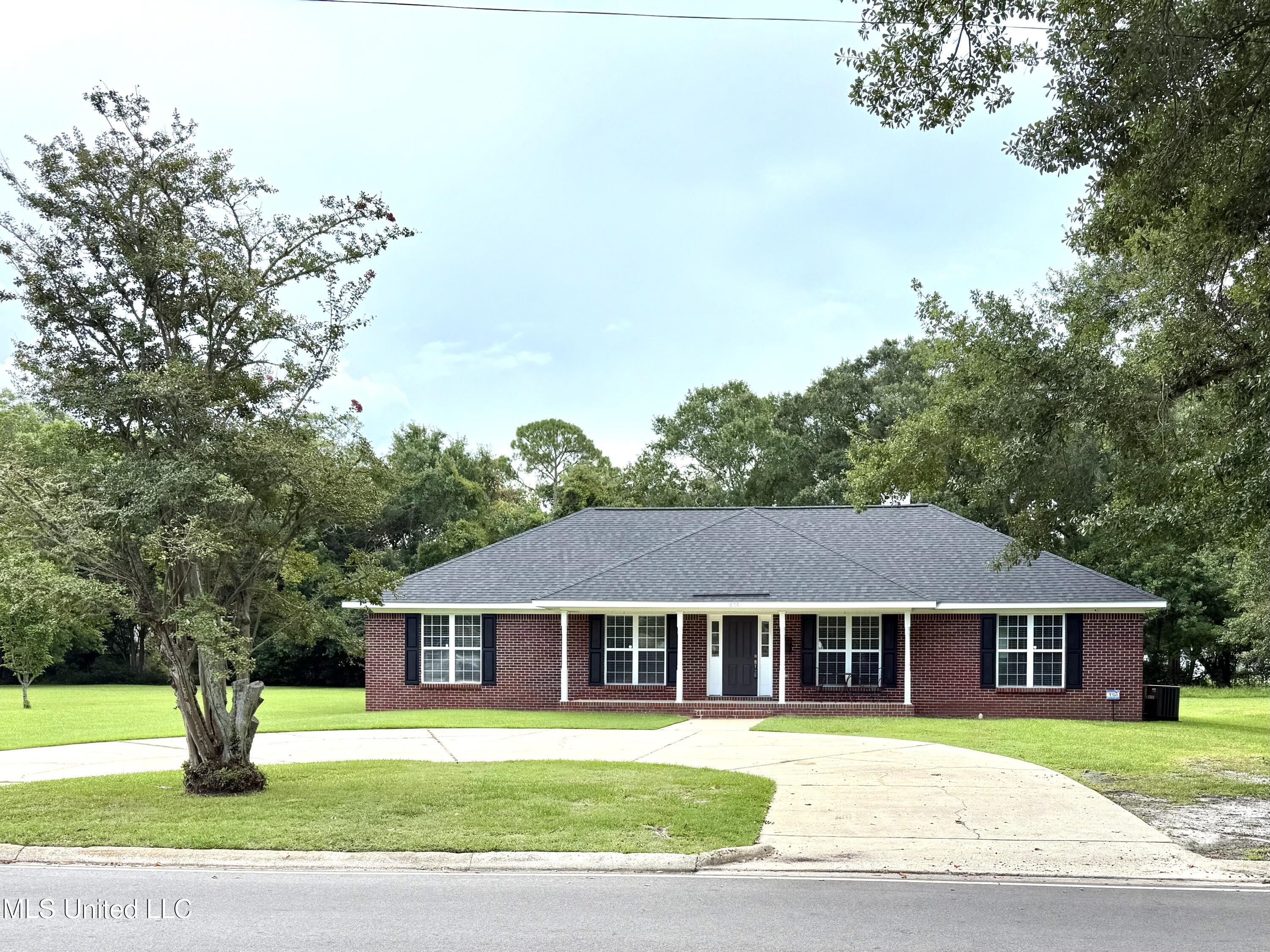Property Photo: 1006 Belair Street MS 39567