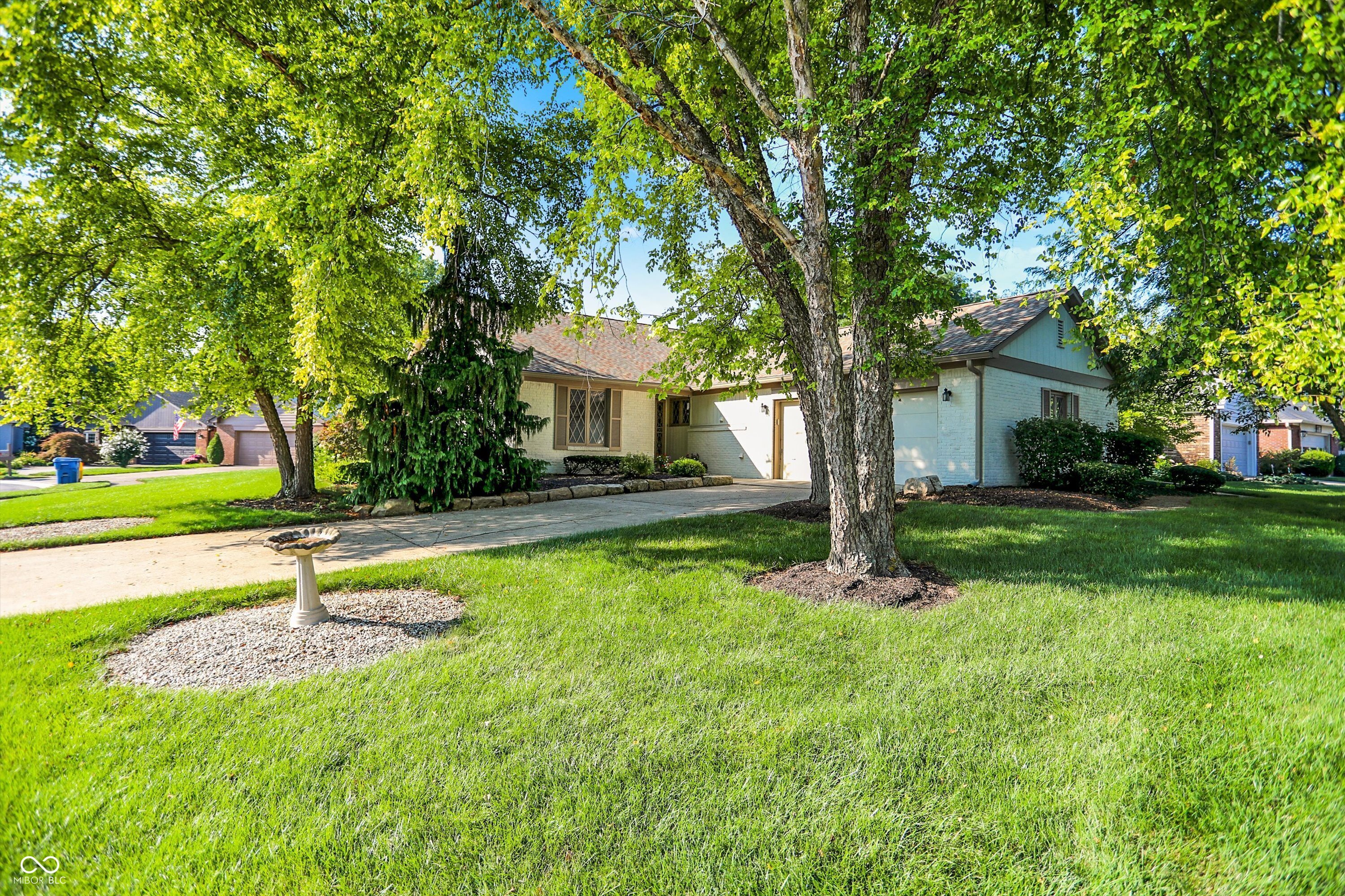 Property Photo: 770 Eden Village Court IN 46033