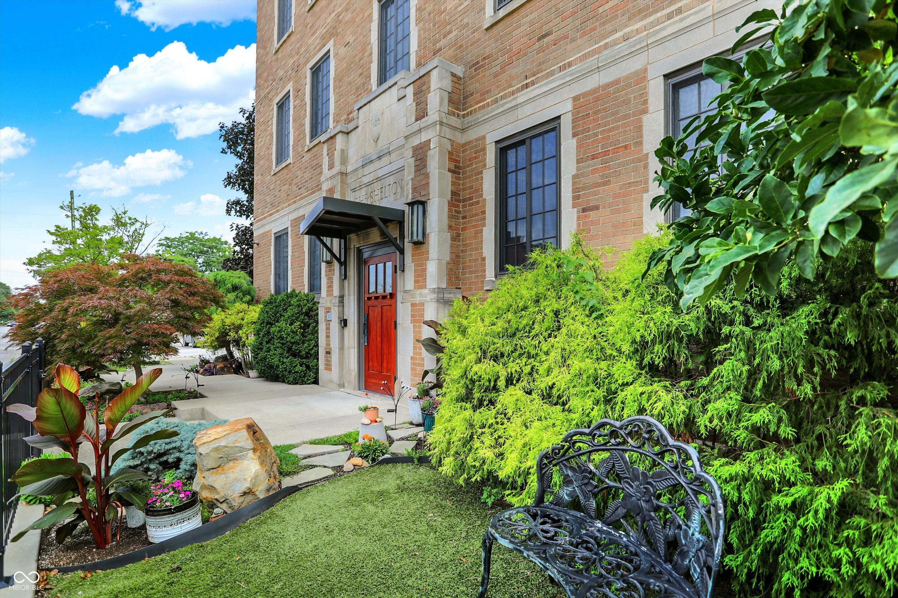 825 N Delaware Street 4B  Indianapolis IN 46204 photo