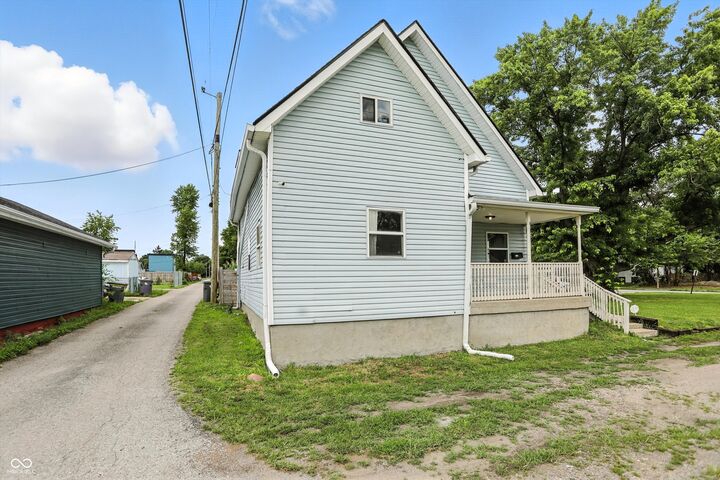 Property Photo: 1414 E 24th Street IN 46218