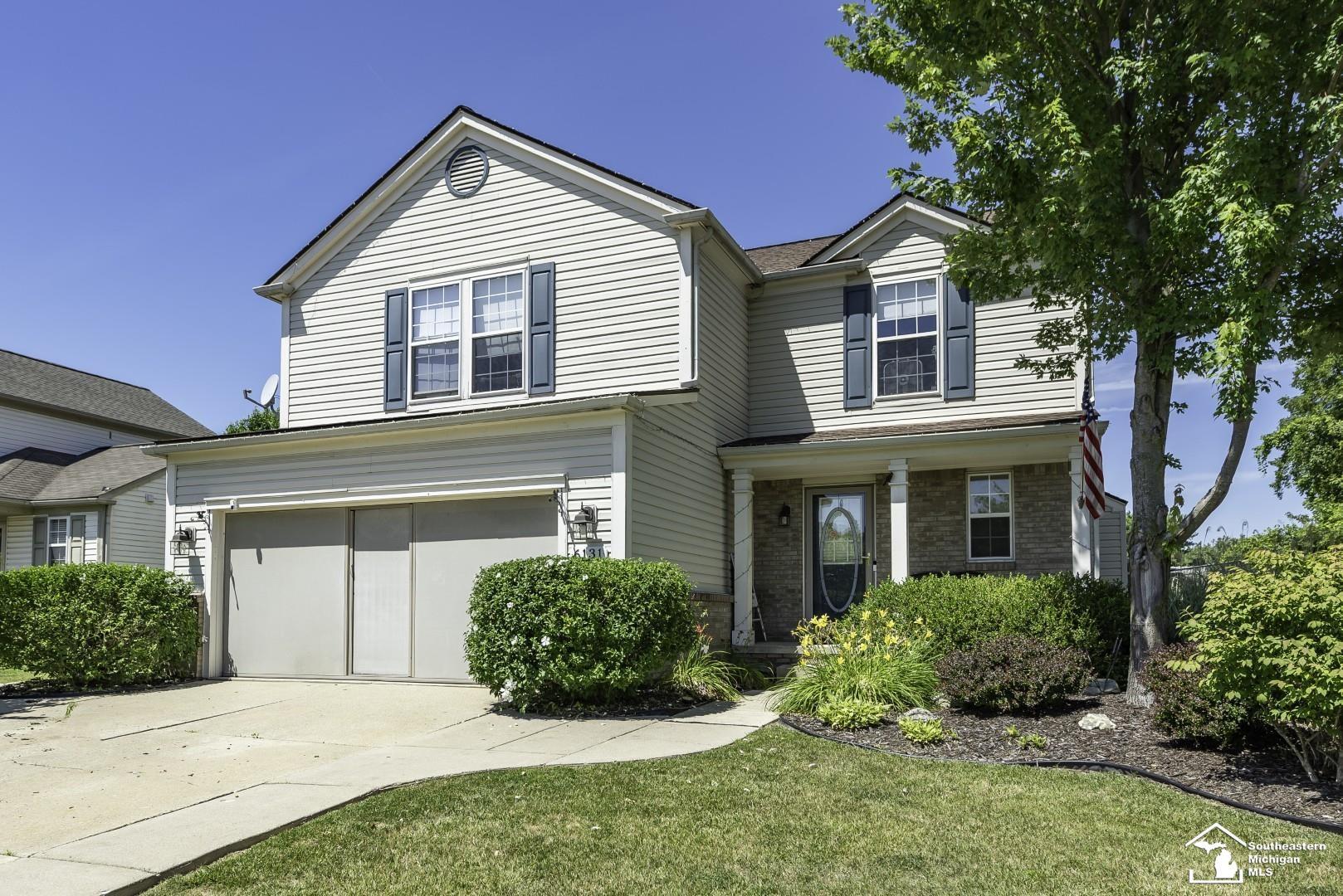 6131 Creekside Circle  Ypsilanti MI 48197-9485 photo