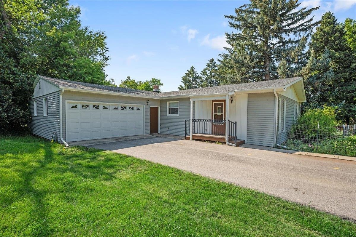 Property Photo:  125 S 5th Street  SD 57783 