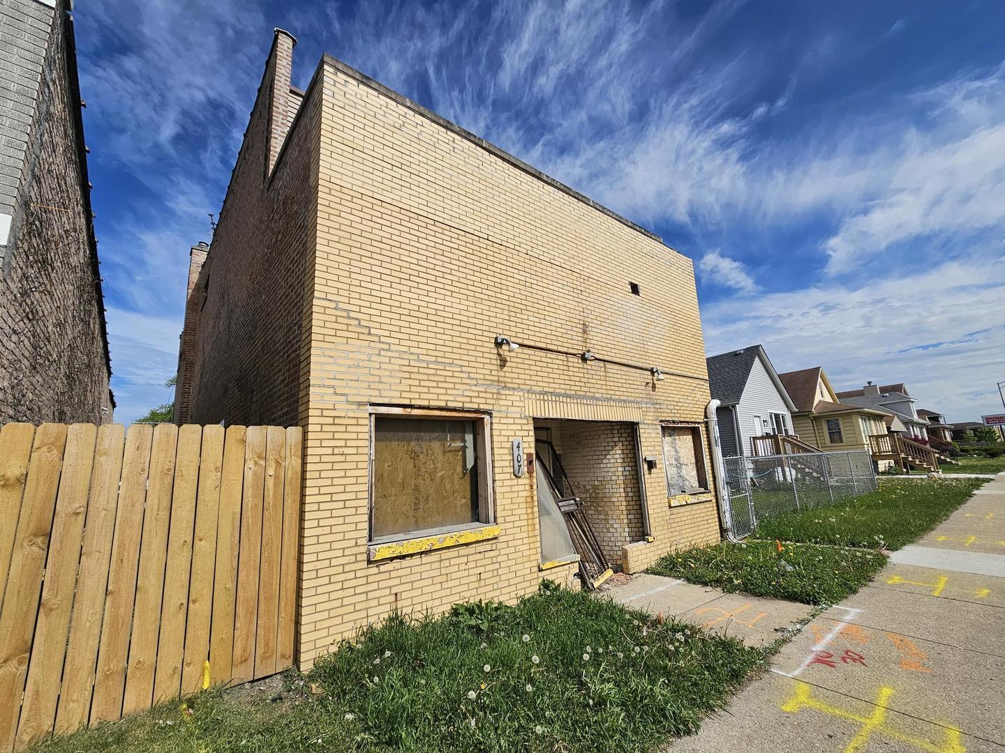 Property Photo:  407 25th Avenue  IL 60104 