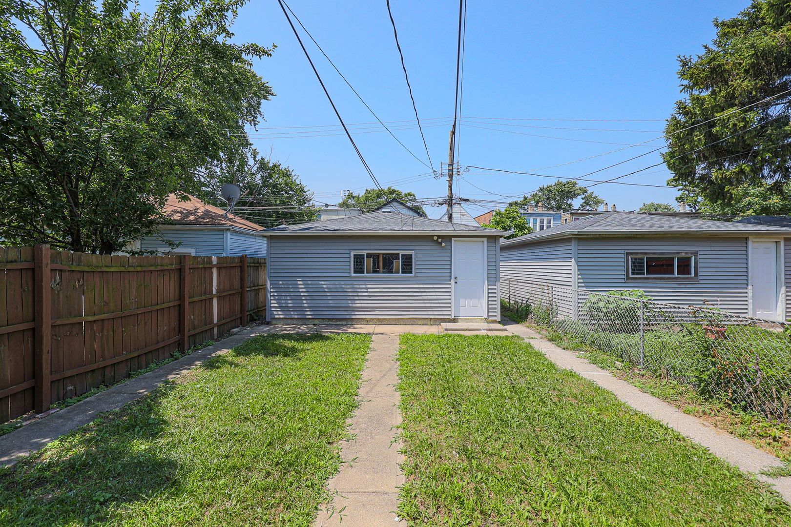 Property Photo:  1712 N Springfield Avenue  IL 60647 
