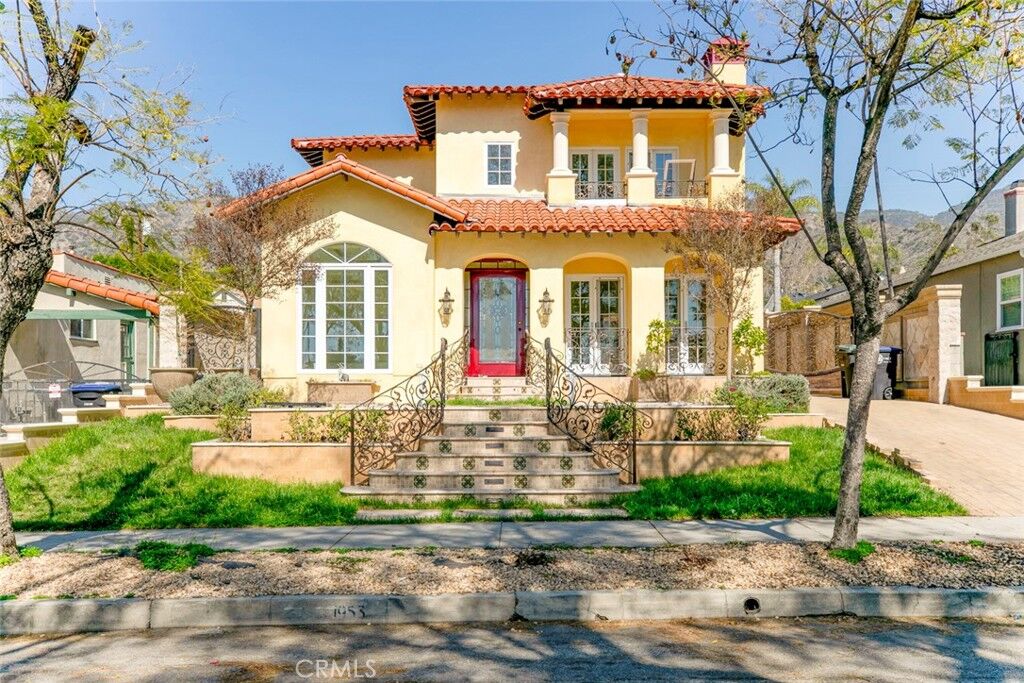 Property Photo: 1953 Bellevue Drive CA 91201