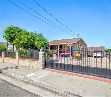 Property Photo:  2340 Pine Street  CA 91770 