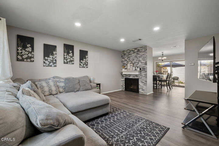 Property Photo:  2931 Kelp Lane  CA 93035 