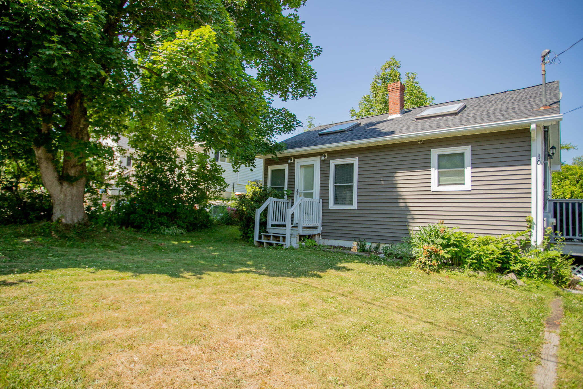Property Photo: 30 Washington Street ME 04496