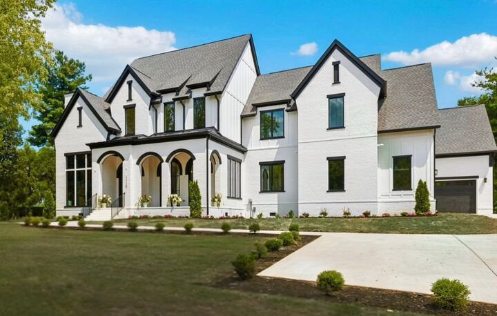 1110 Lipscomb Dr  Brentwood TN 37027 photo