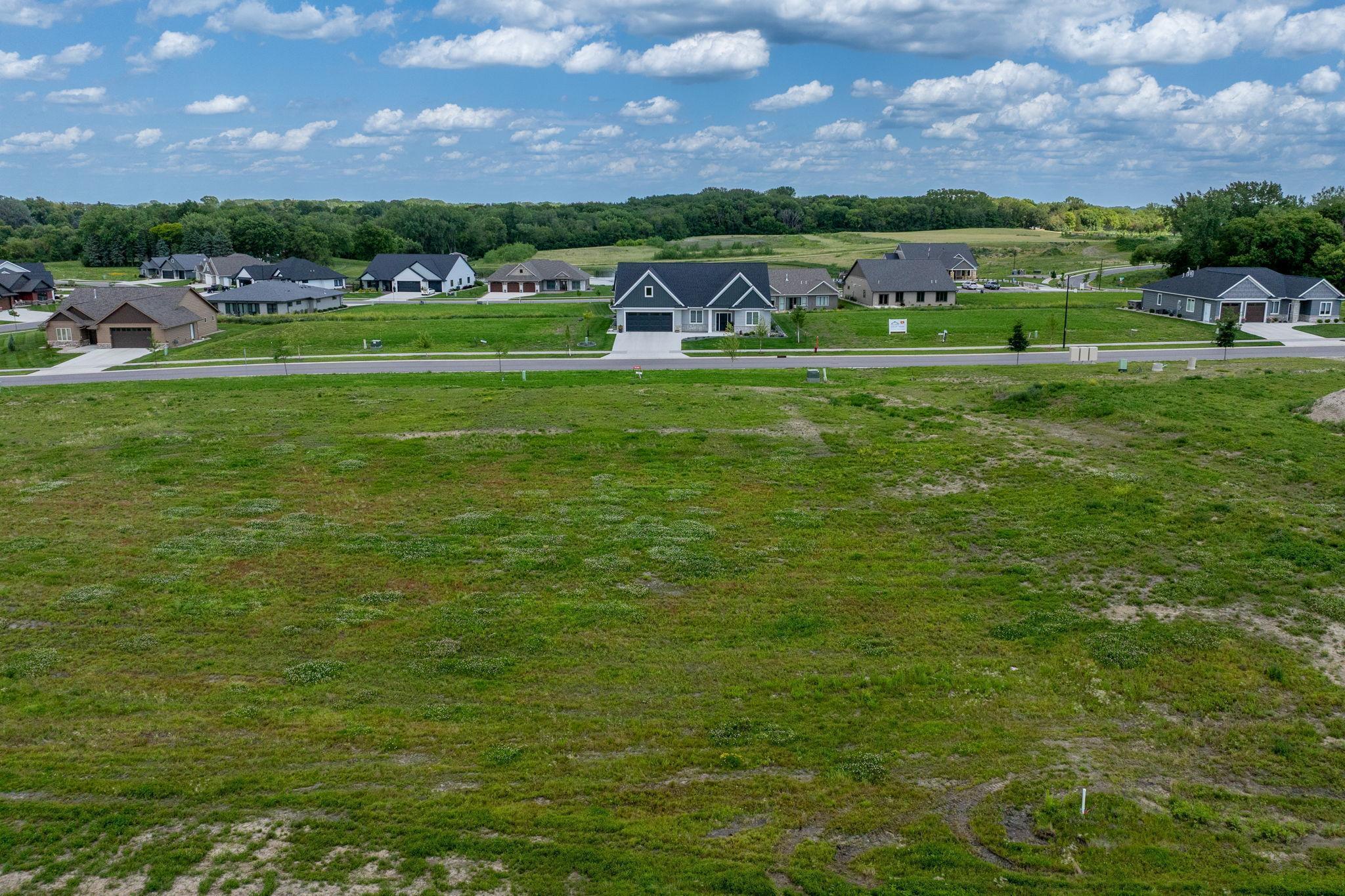 Property Photo: 2010 Saba Boulevard MN 56001