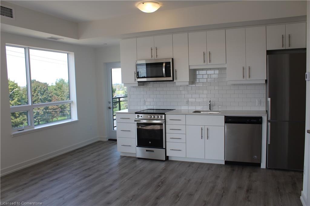 Photo de la propriété: 247 Northfield Drive E 315 ON N2K 0H1