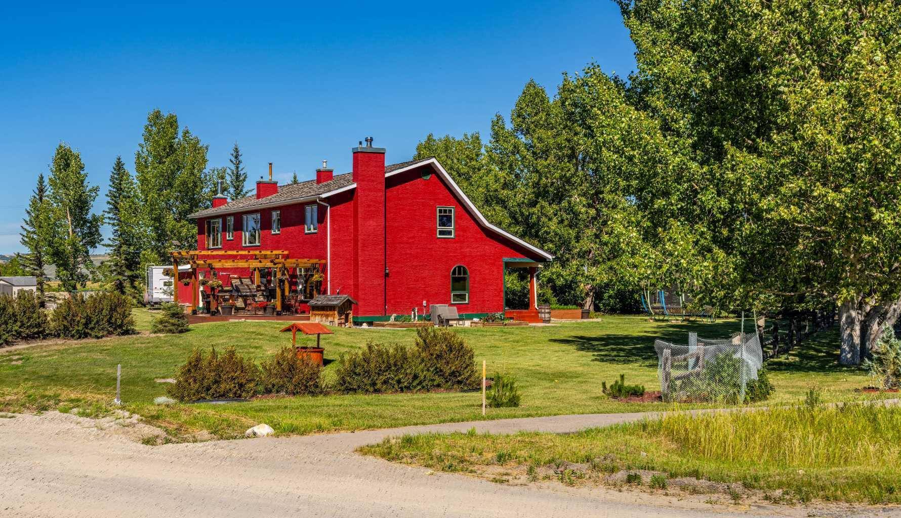 Property Photo: 32 Aventerra Way AB T3Z 0B1
