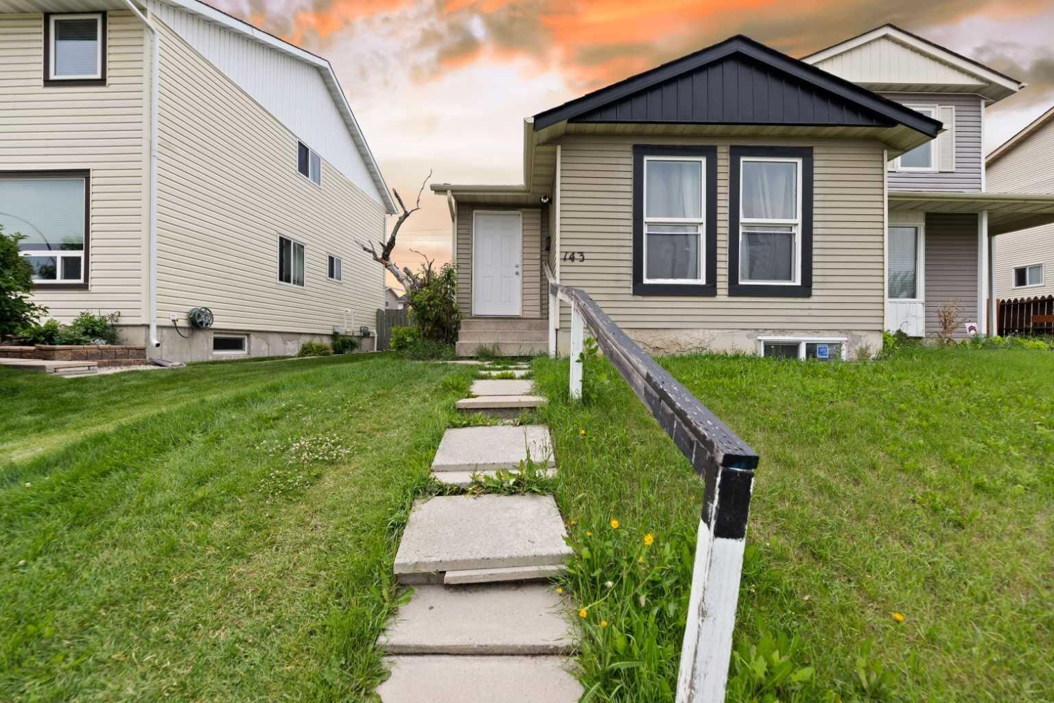 Property Photo:  143 Falton Drive NE  AB T3J 1W7 