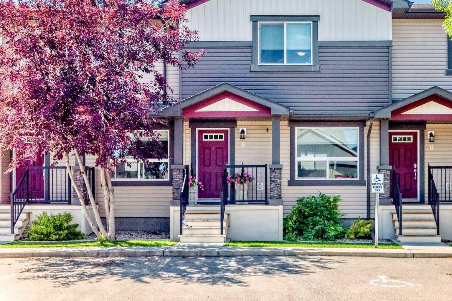 Property Photo:  1134 Keystone Road W 5  AB T1J 5H6 