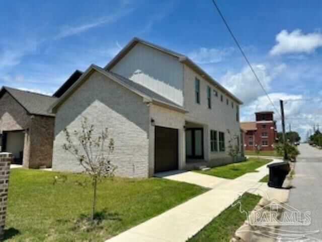 Property Photo: 1001 W Wright St FL 32502