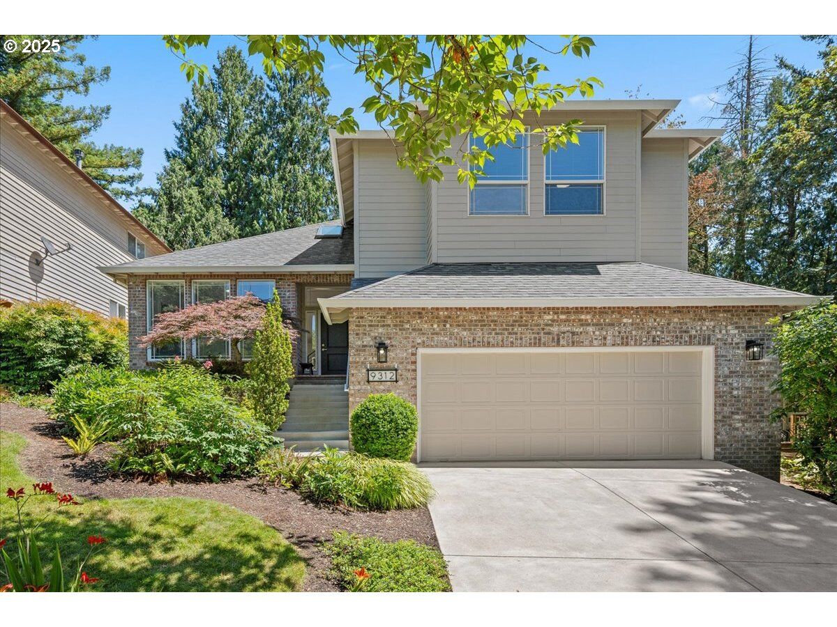 Property Photo:  9312 SW 55th Ave  OR 97219 