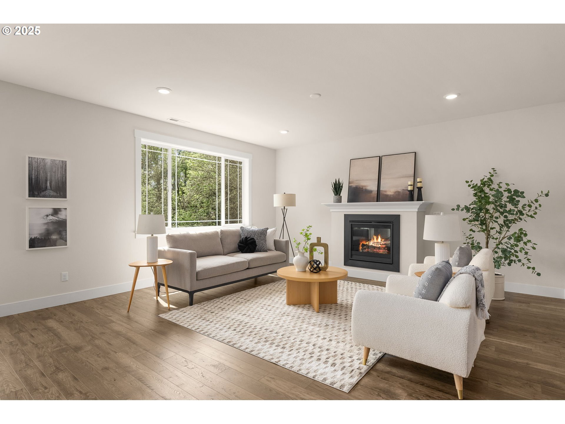 Property Photo: 16648 SW Colorado Ln OR 97224