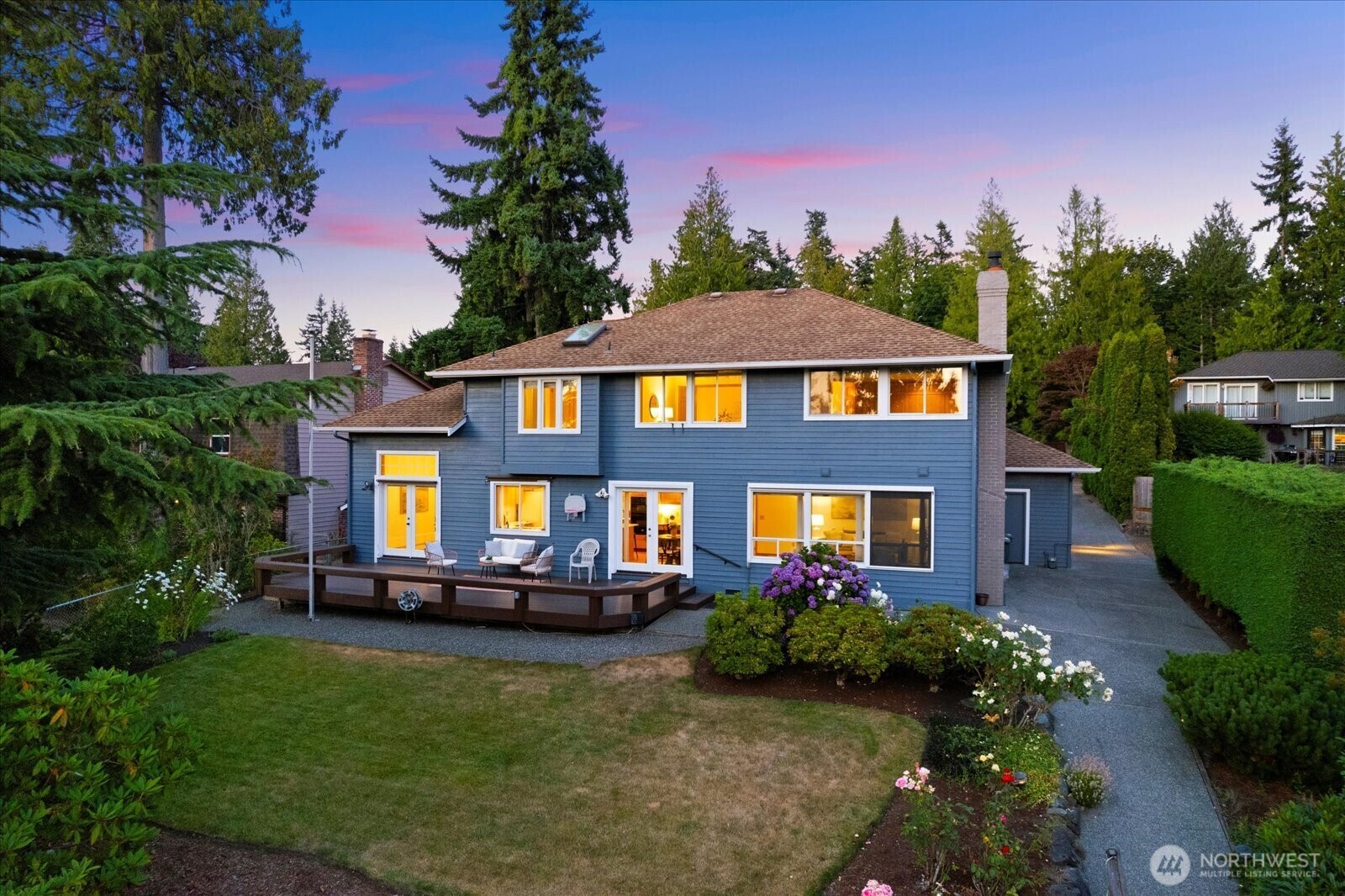 Property Photo:  18912  88th Avenue W  WA 98026 