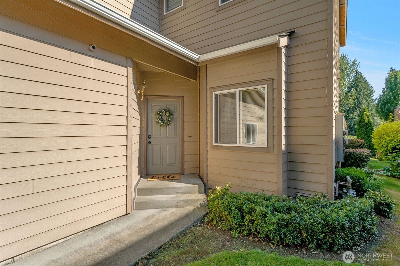 Property Photo: 20901 Cypress Way 11 WA 98036