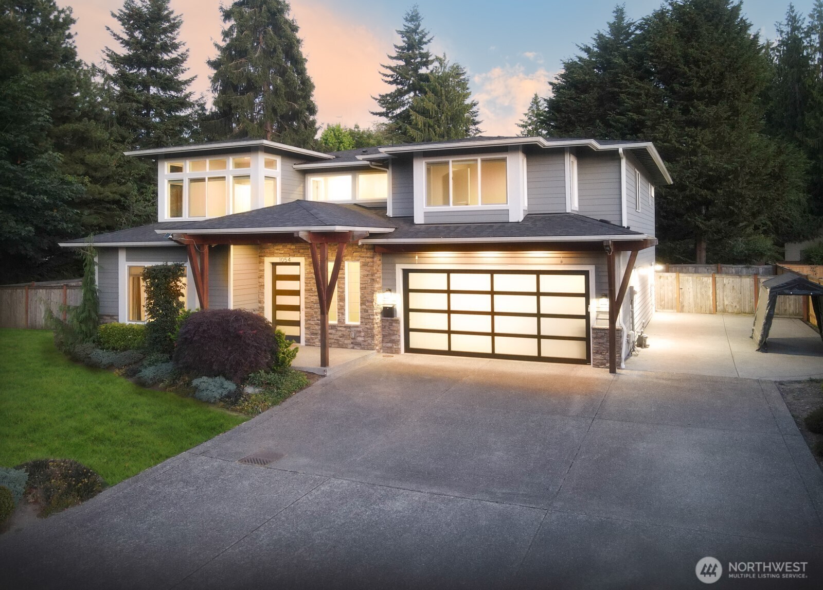 1054  Walnut Street  Edmonds WA 98020 photo
