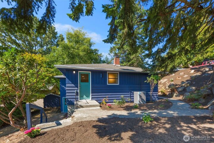 Property Photo:  8139  14th Avenue SW  WA 98106 