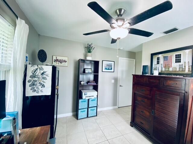 Property Photo: 2590 SW Hinchman Street FL 34984