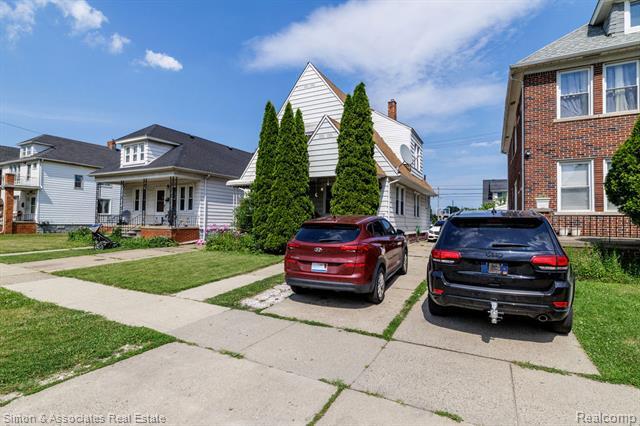 Property Photo: 4600 Jonathon Street MI 48126