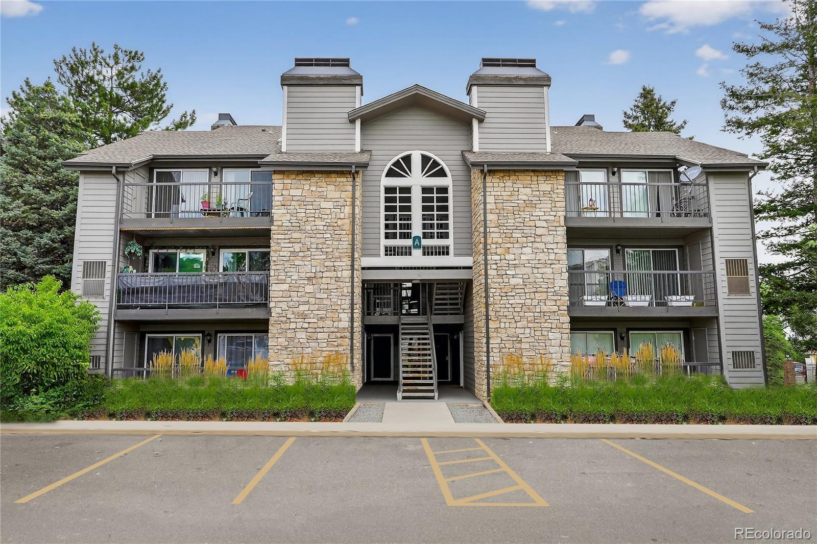 Property Photo: 2575 S Syracuse Way A305 CO 80231