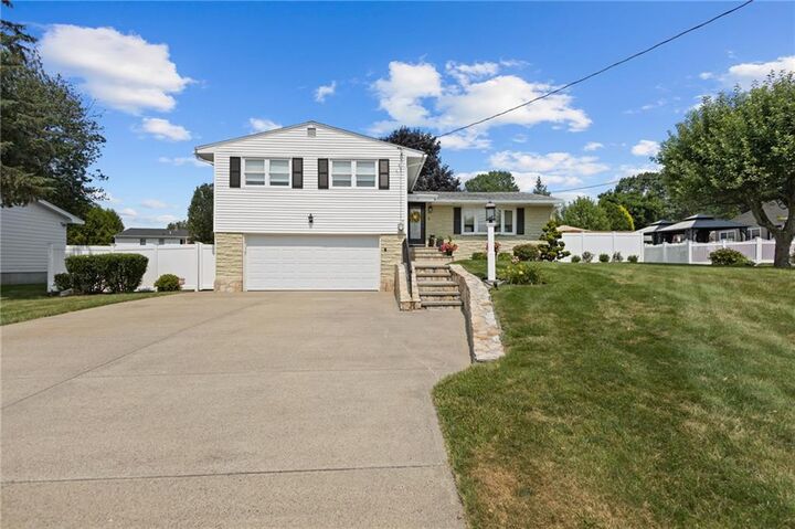 Property Photo:  17 Belvedere Street  RI 02919 