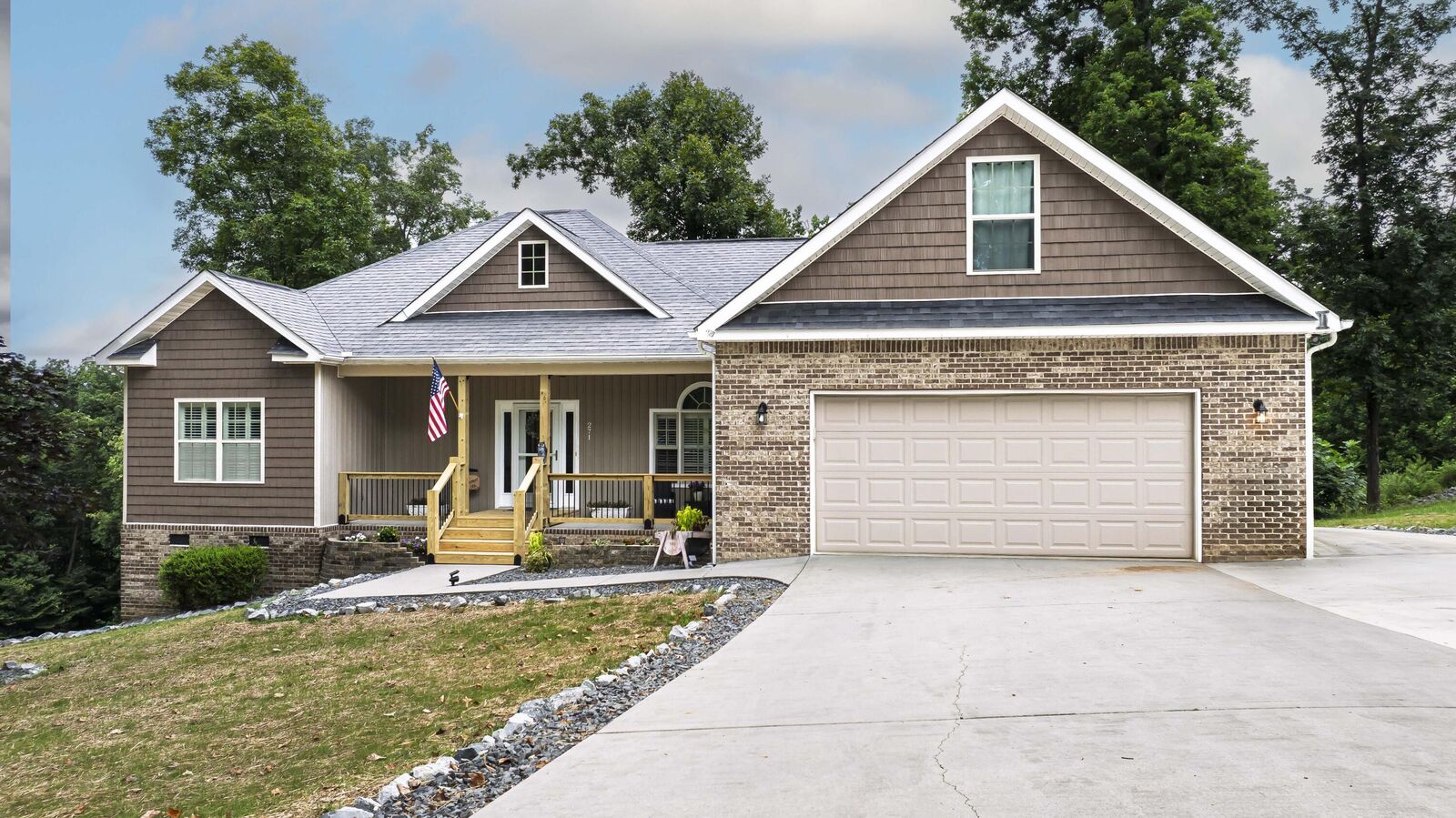 Property Photo: 271 Mountain Shadow Drive TN 37332