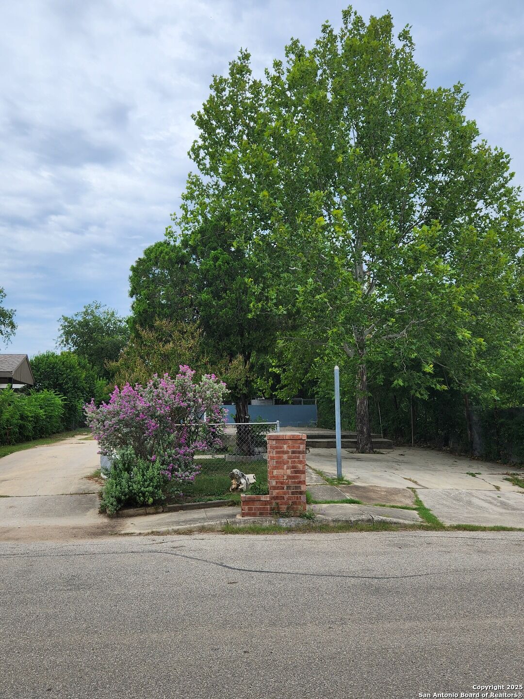 Property Photo:  6511 Marcum Dr  TX 78227 