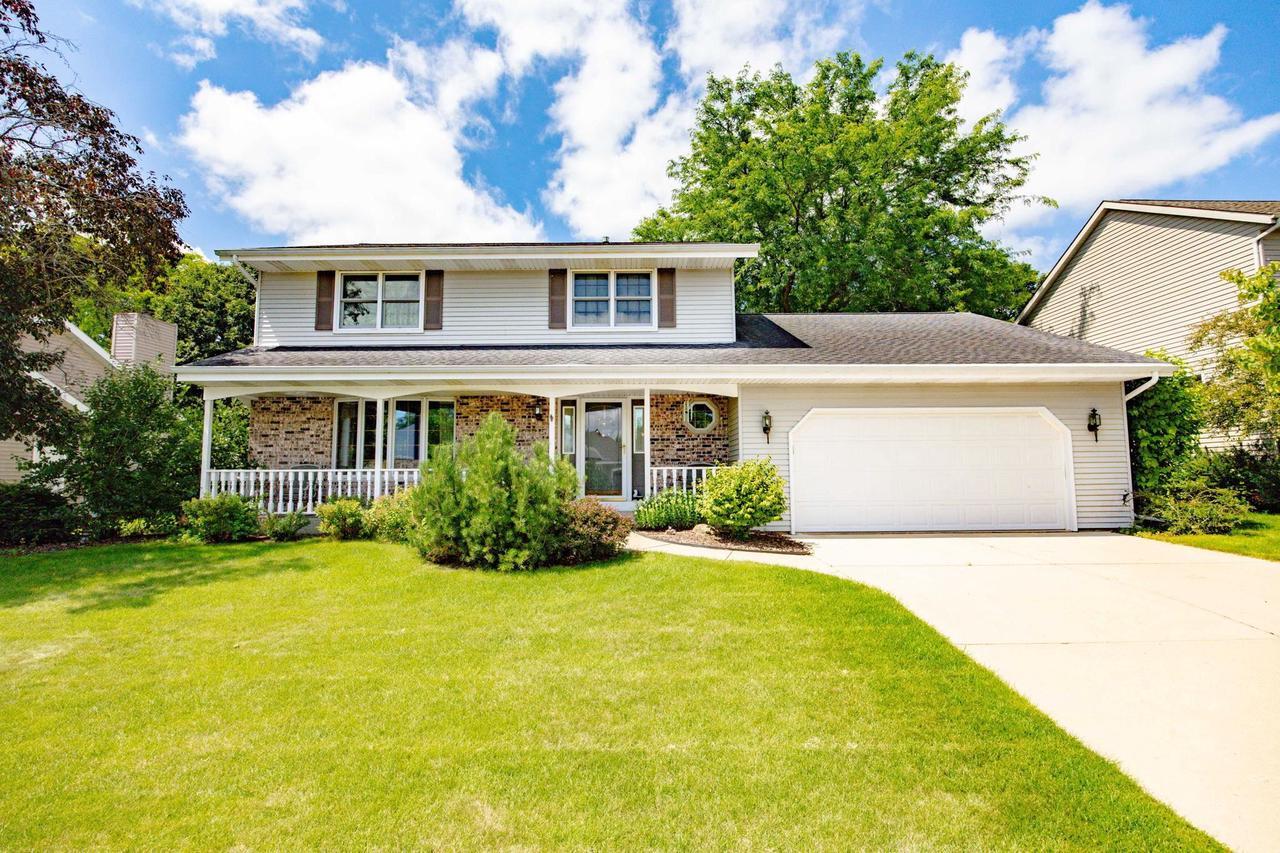 Property Photo: 737 Cambridge Drive WI 53548