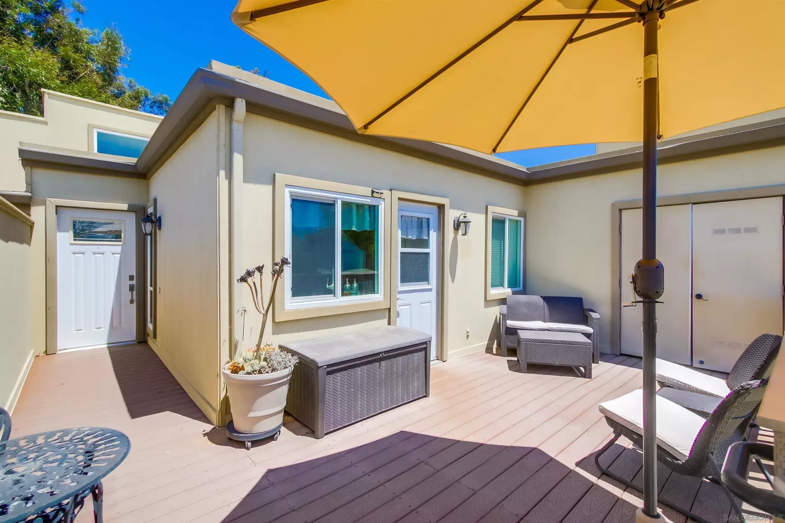Property Photo:  10374 Caminito Banyon  CA 92131 